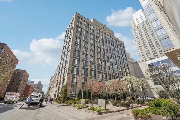 25 City Place #4B, White Plains, NY 10601
