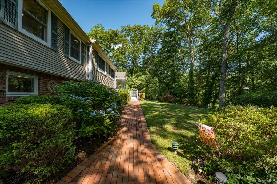68 Bankside Drive, Centerport, NY 11721 - #2