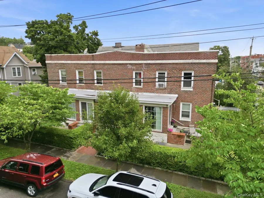 21 Crescent Place, Yonkers, NY 10704 - #3