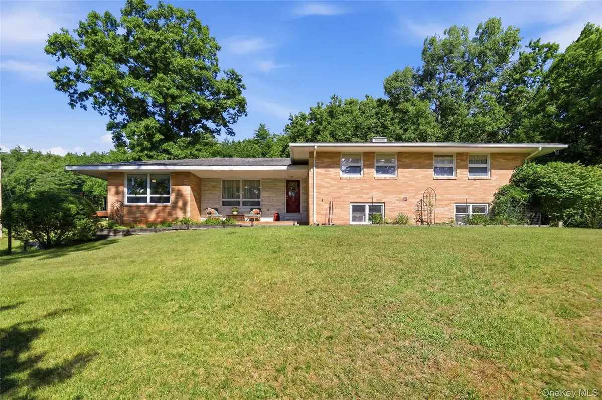 16 Buena Vista Point, Glen Spey, NY 12737 - #1
