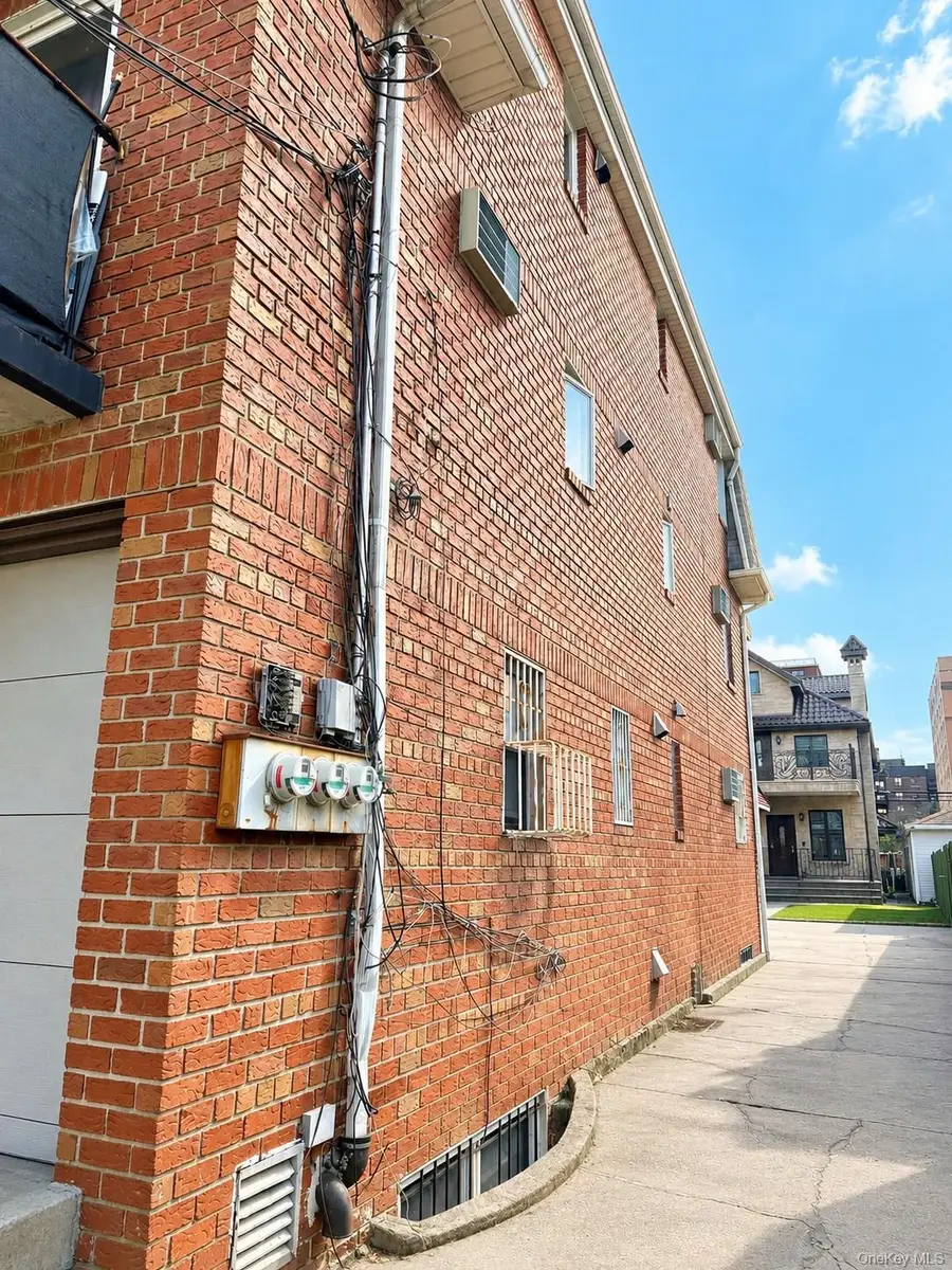 4512 Robinson, Flushing, NY 11355 - #3