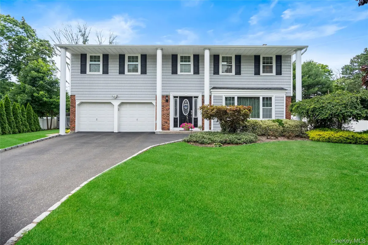 16 Bruce Drive, South Setauket, NY 11720 - #1