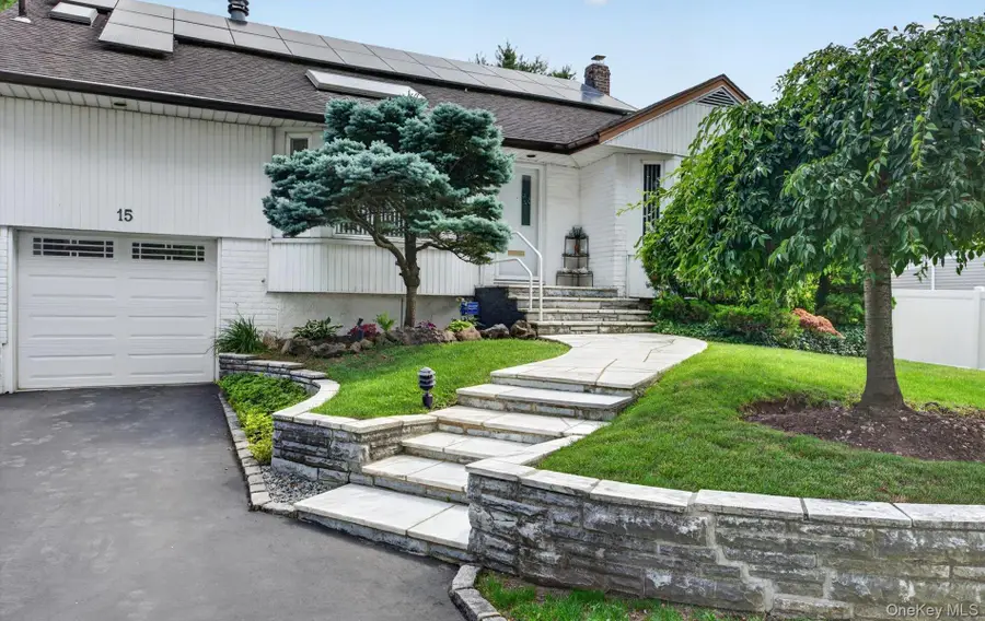 15 Ulster Drive, Jericho, NY 11753 - #2