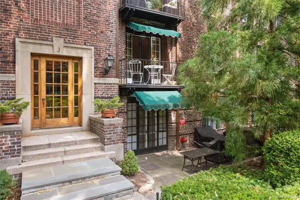 20 N Broadway #J245, White Plains, NY 10601