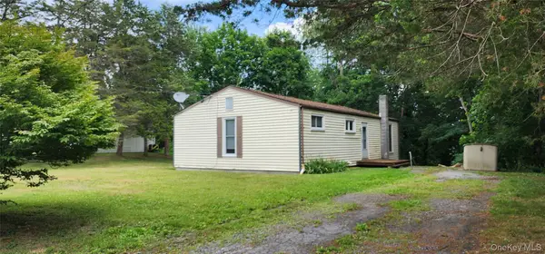 46 Gleason Boulevard, Pleasant Valley, NY 12569