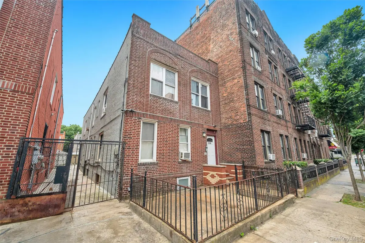 558 Midwood St, Brooklyn, NY 11203 - #1