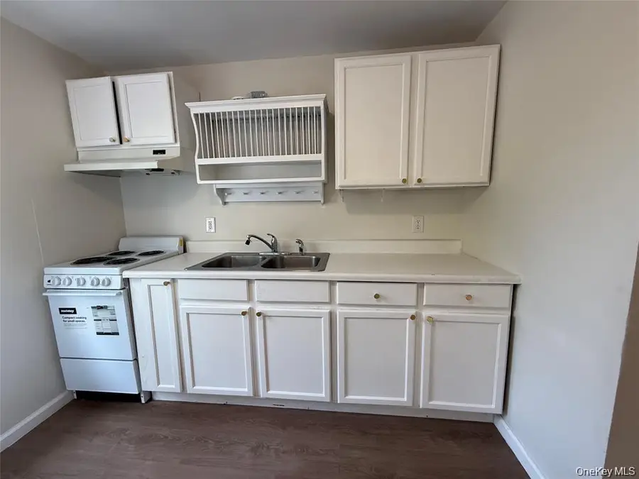 109 Main Street, Bloomingburg, NY 12721 - #2