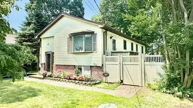 26 Robinwood Street, Mastic, NY 11950 - #1