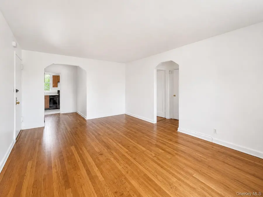 Address Withheld By Seller, Bayside, NY 11361 - #3