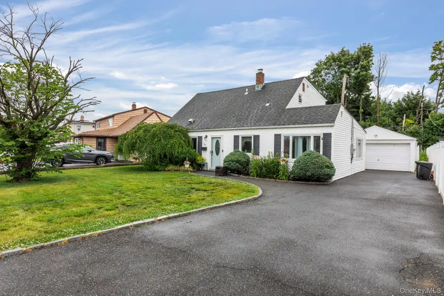 149 Coach Lane, Levittown, NY 11756 - #2