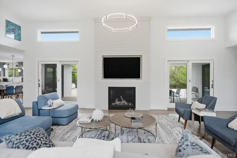 4 Stillwaters Lane, Westhampton Beach, NY 11978 - #3