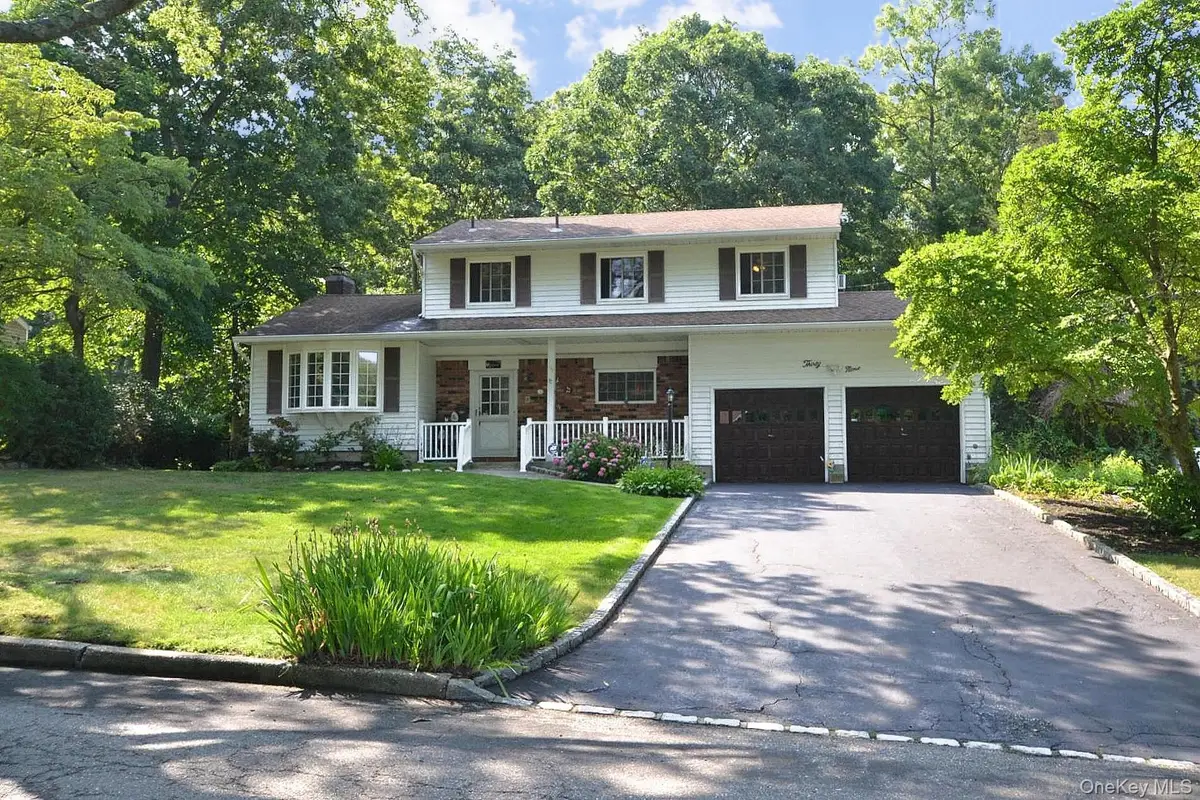 39 Sheryl Crescent, Smithtown, NY 11787 - #1