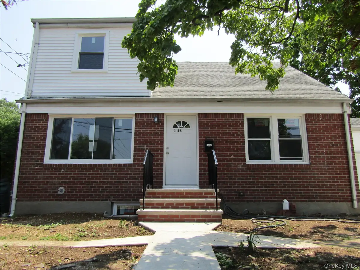 258 Brown Avenue, Hempstead, NY 11550 - #1