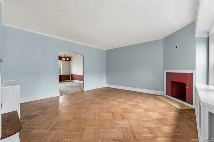 161-21 84th Avenue, Jamaica, NY 11432 - #2