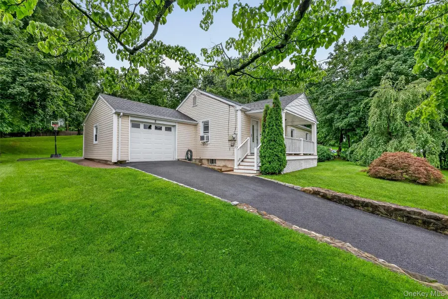 8 Durrin Avenue, Cortlandt Manor, NY 10567 - #2