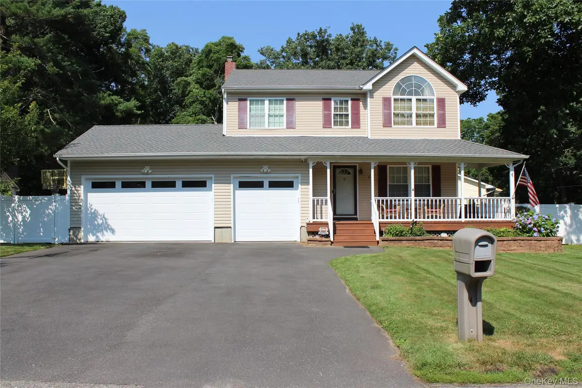 3 Lonscreek Place, Mastic Beach, NY 11951 - #1