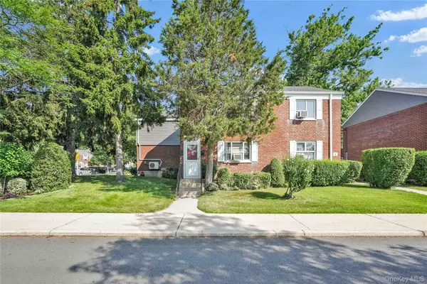 224-01 Hillside Avenue #Upper, Queens Village, NY 11427