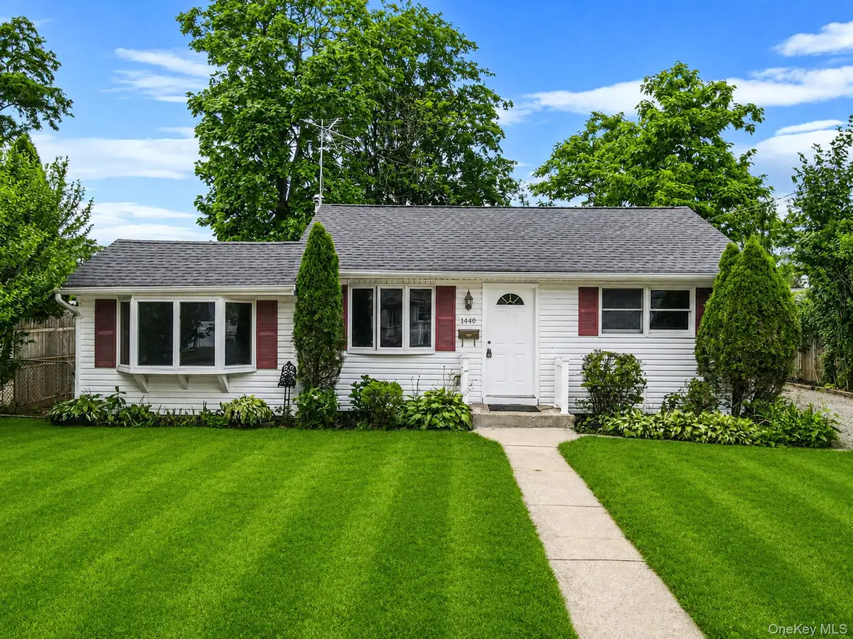 1440 Lombardy Boulevard, Bay Shore, NY 11706 - #1
