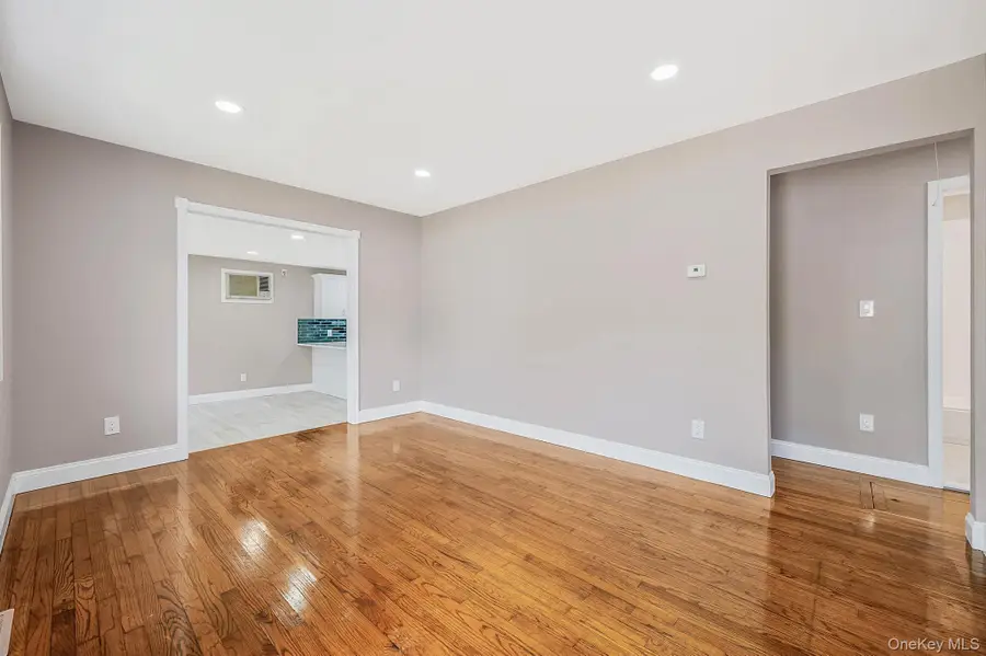 1440 Lombardy Boulevard, Bay Shore, NY 11706 - #3