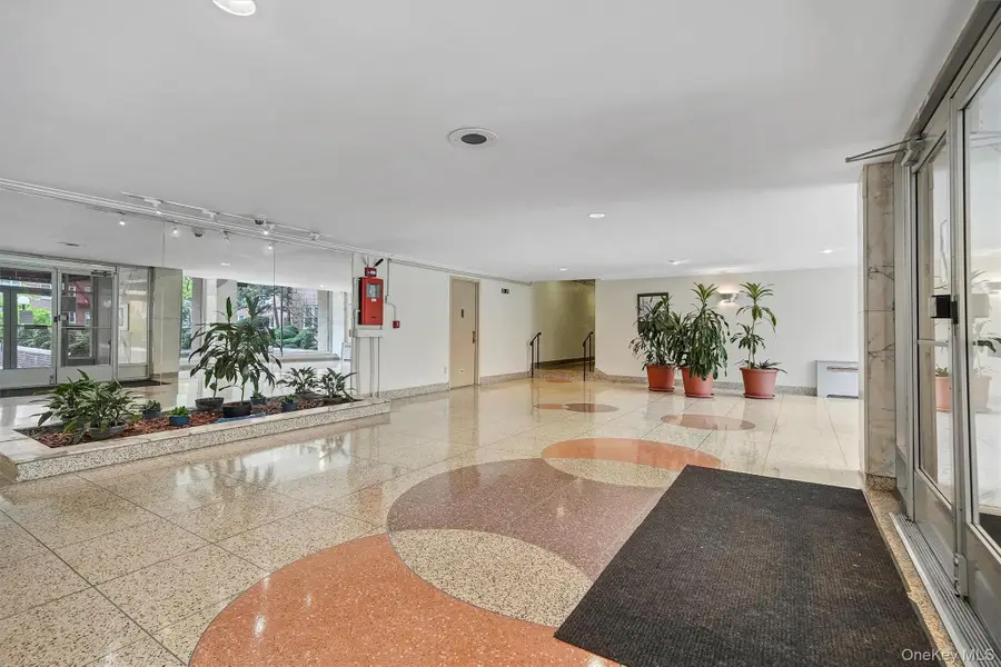 4 Sadore Lane #1-O, Yonkers, NY 10710 - #2