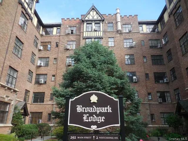 2 Westchester Avenue #4N, White Plains, NY 10601 - #1