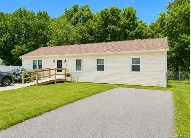 14 Shorehaven Boulevard, Ronkonkoma, NY 11779 - #1