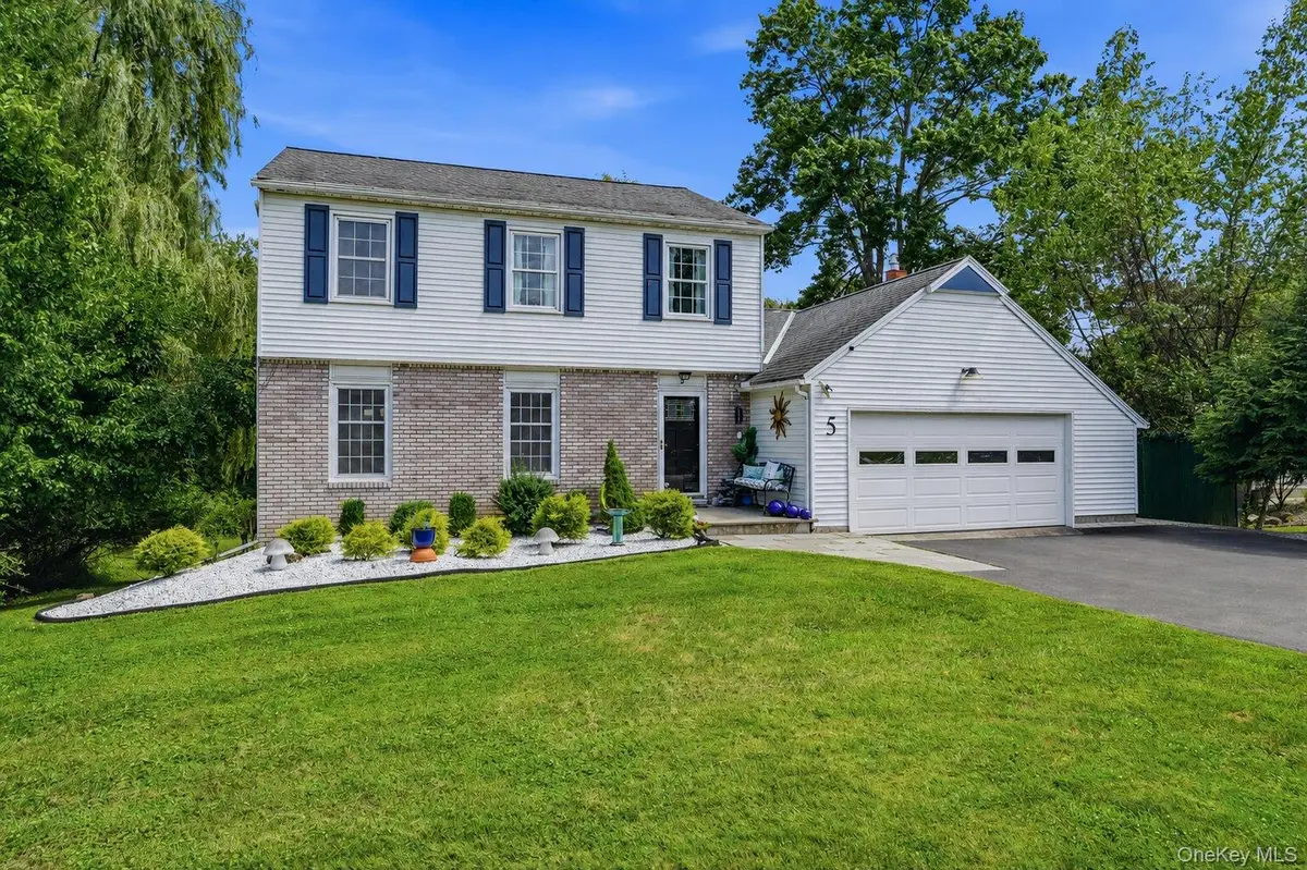 5 Virginia Drive, Kingston, NY 12401 - #1