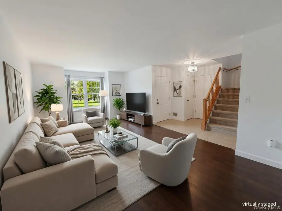 62 Creekside Cir, Spring Valley, NY 10977 - #3