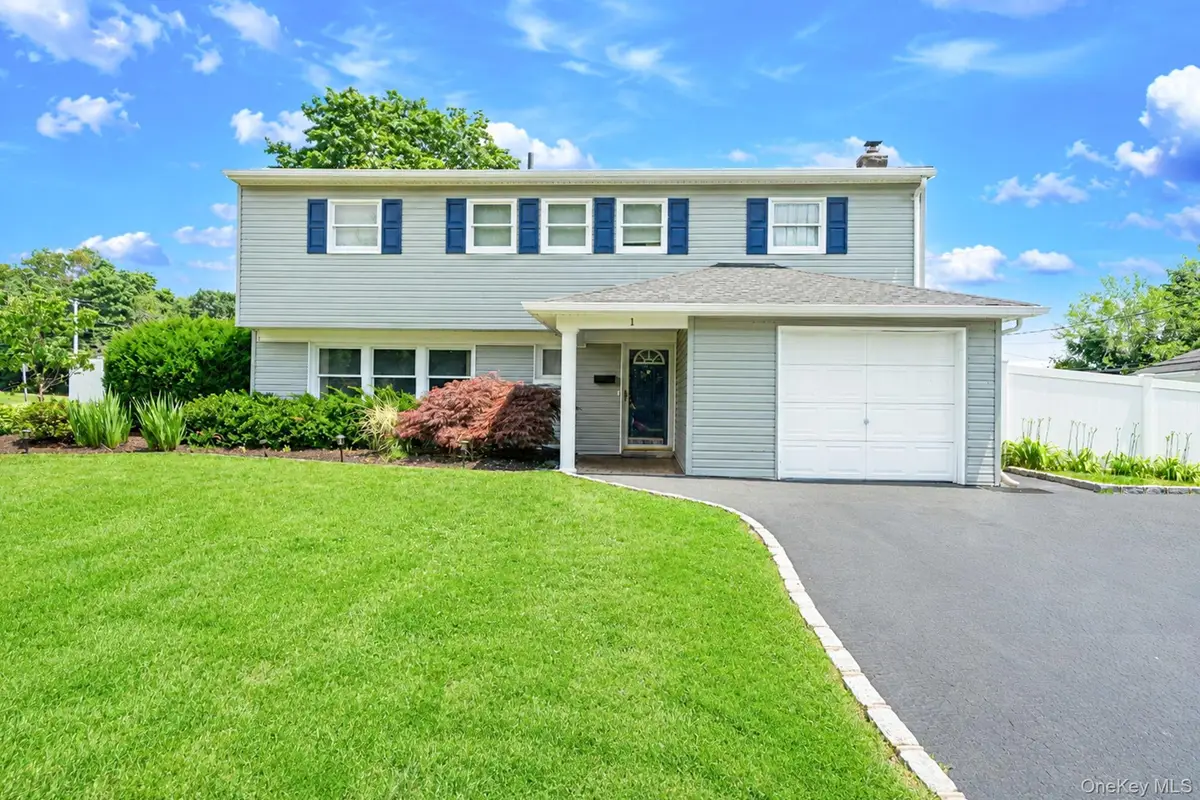 1 Blue Spruce Lane, Commack, NY 11725 - #1