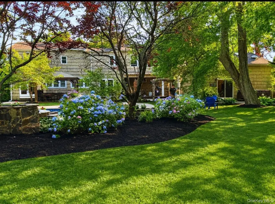 11 Tern Court, East Islip, NY 11730 - #2
