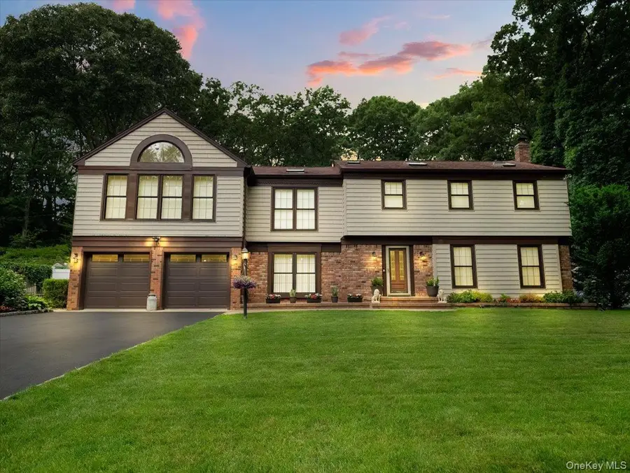 10 Burham Drive, Smithtown, NY 11787 - #2