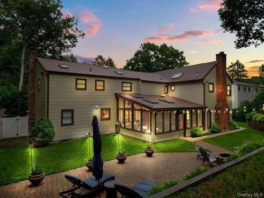 10 Burham Drive, Smithtown, NY 11787 - #3