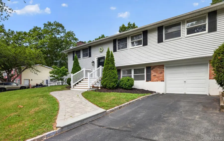 42 W Broadway, Port Jefferson Station, NY 11776 - #3