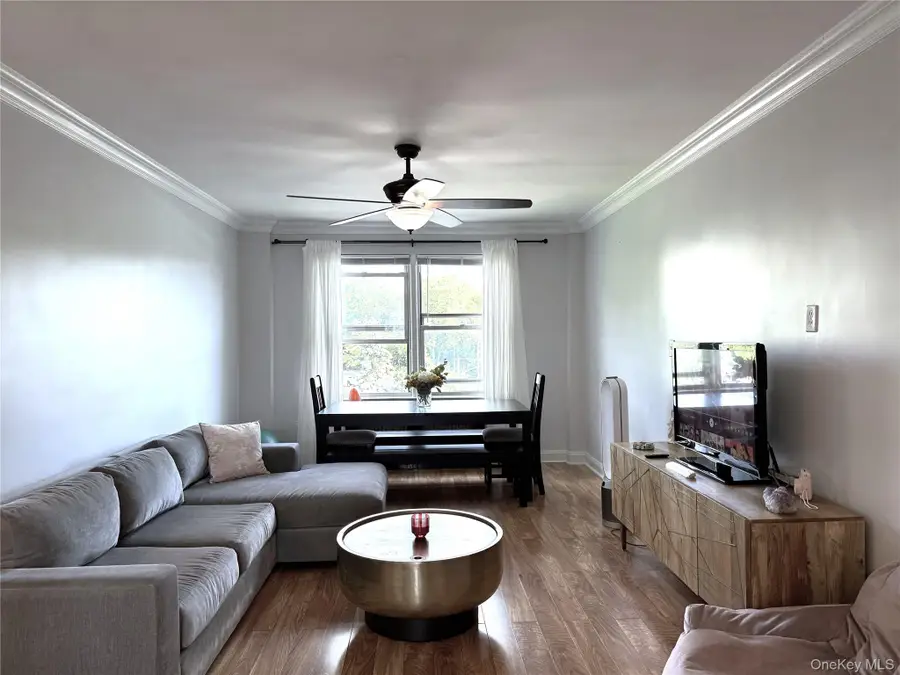 141-03 Union Turnpike #3J, Flushing, NY 11367 - #3