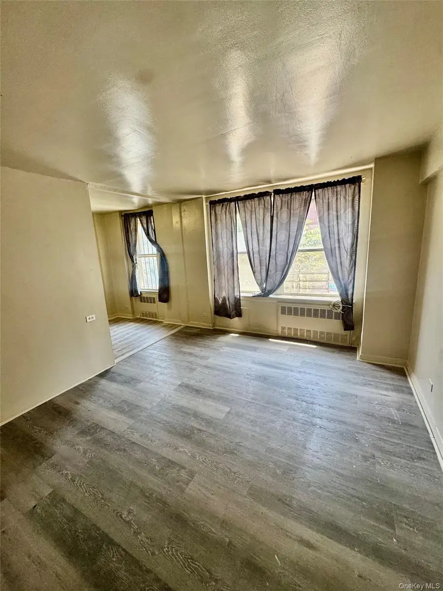 2661 Marion Avenue #2D, Bronx, NY 10458 - #3