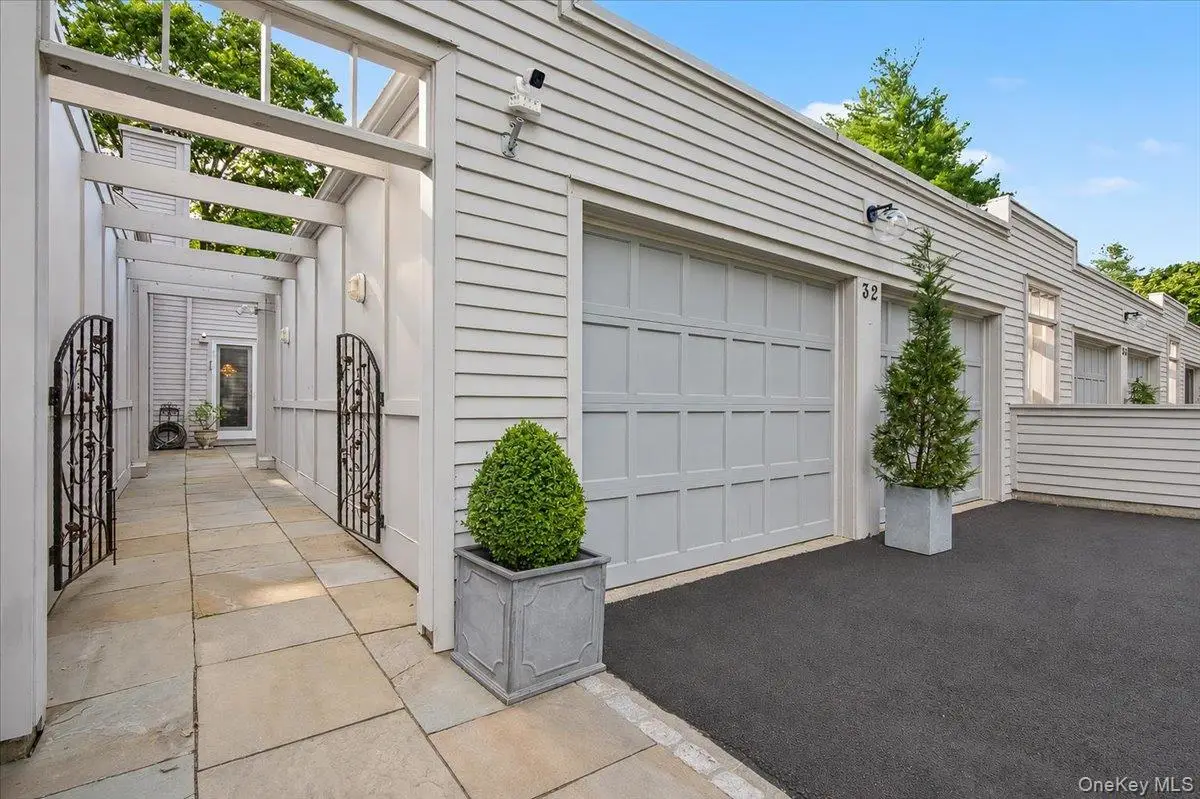 32 Beechwood Way, Briarcliff Manor, NY 10510 - #1