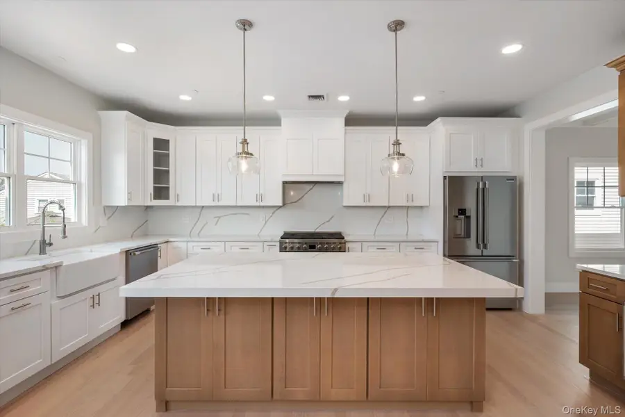 17 Island Parkway, Island Park, NY 11558 - #3