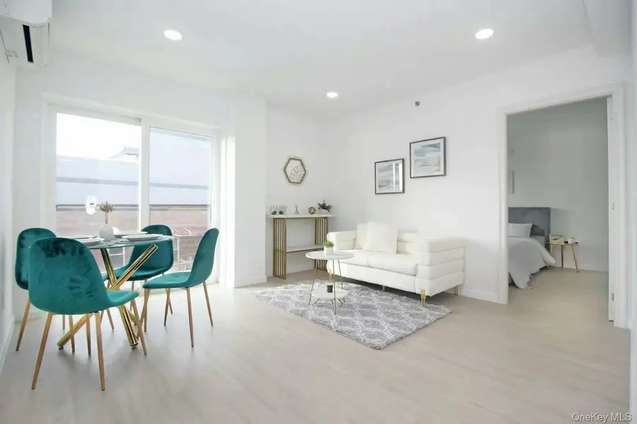 13450 Blossom Ave #4F, Flushing, NY 11355 - #2