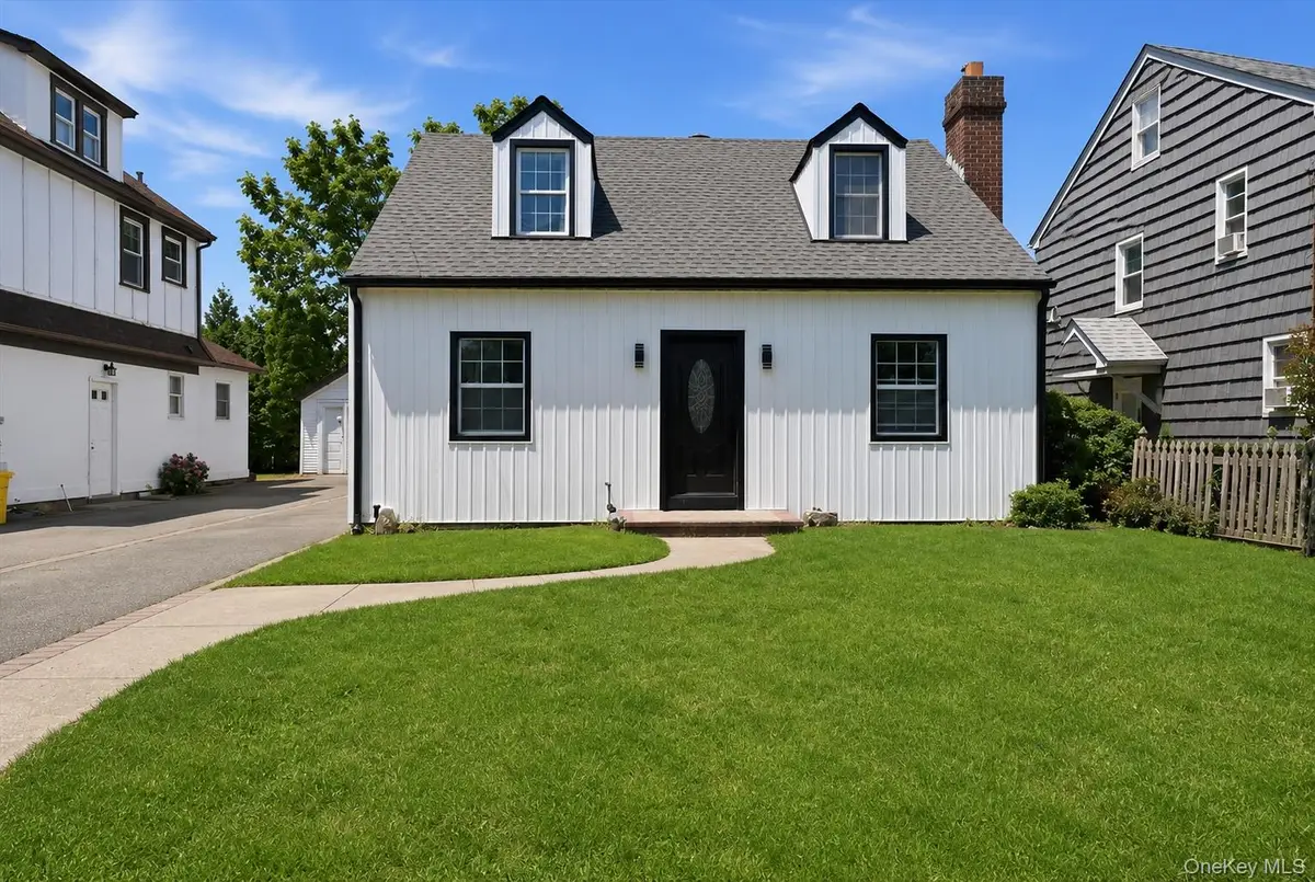 48 Flower Street, Hicksville, NY 11801 - #1