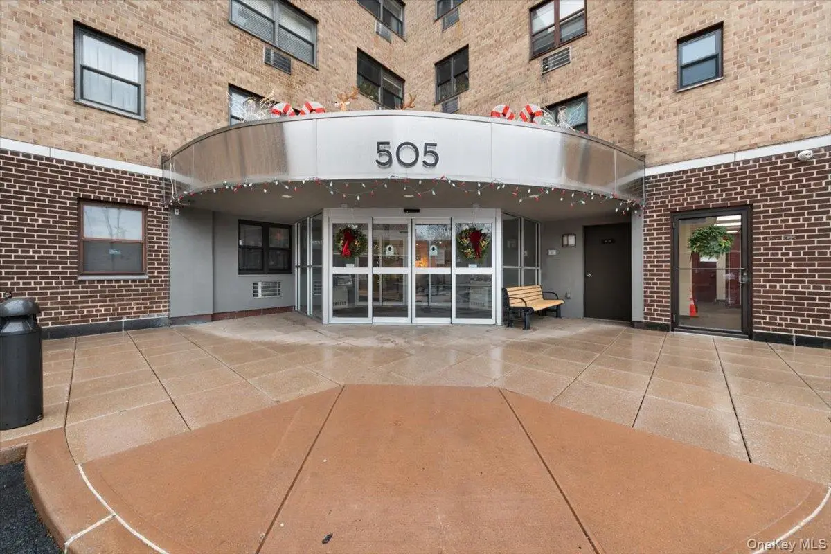 505 Central Avenue #725, White Plains, NY 10606 - #1