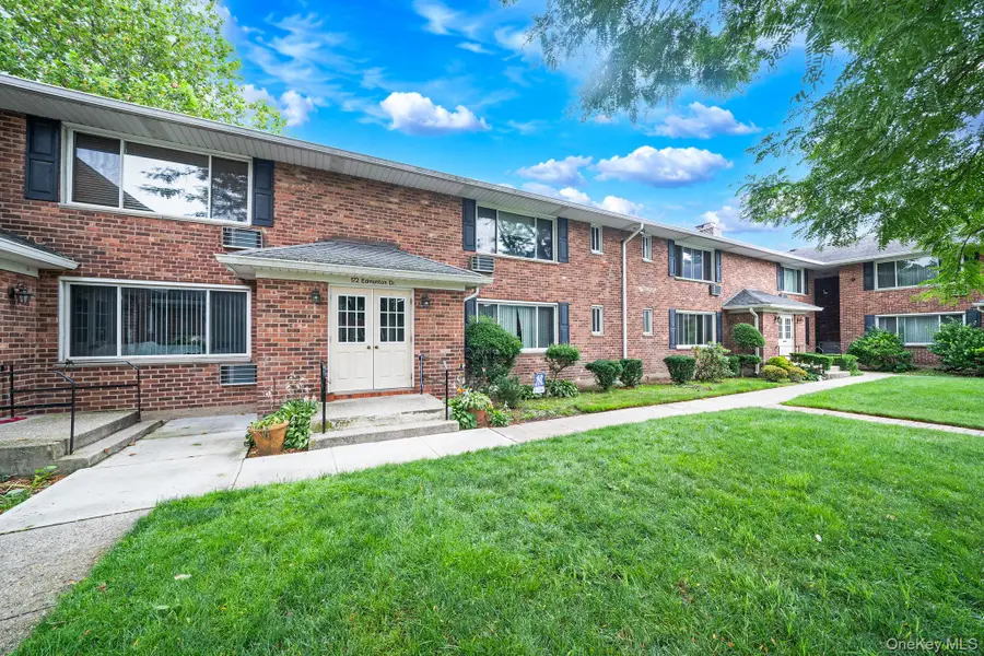 172 Edmunton #D 8, North Babylon, NY 11703 - #2