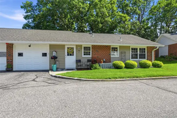 176 Ventry Court #A, Ridge, NY 11961
