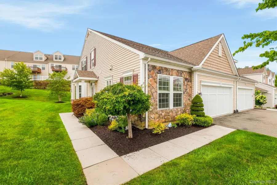 8 Atkins Court, Carmel, NY 10512 - #3