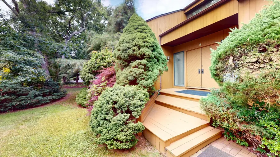 5 Day Street, Port Jefferson Station, NY 11776 - #2