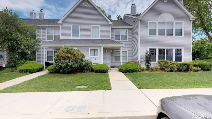 86 Leeward Court, Port Jefferson, NY 11777 - #2