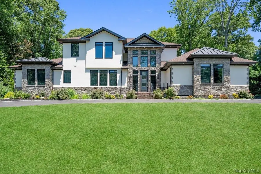 21 Arista Drive, Dix Hills, NY 11746 - #2