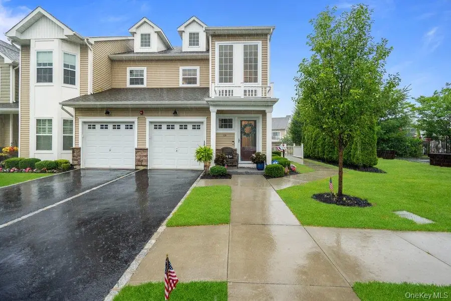 174 Halley Drive, Blue Point, NY 11772 - #2
