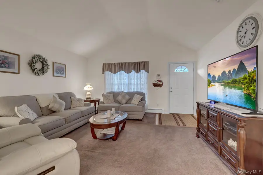 258 Floyd Road, Shirley, NY 11967 - #2