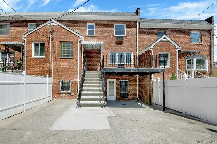 1034 Throgs Neck Expwy, Bronx, NY 10465 - #2
