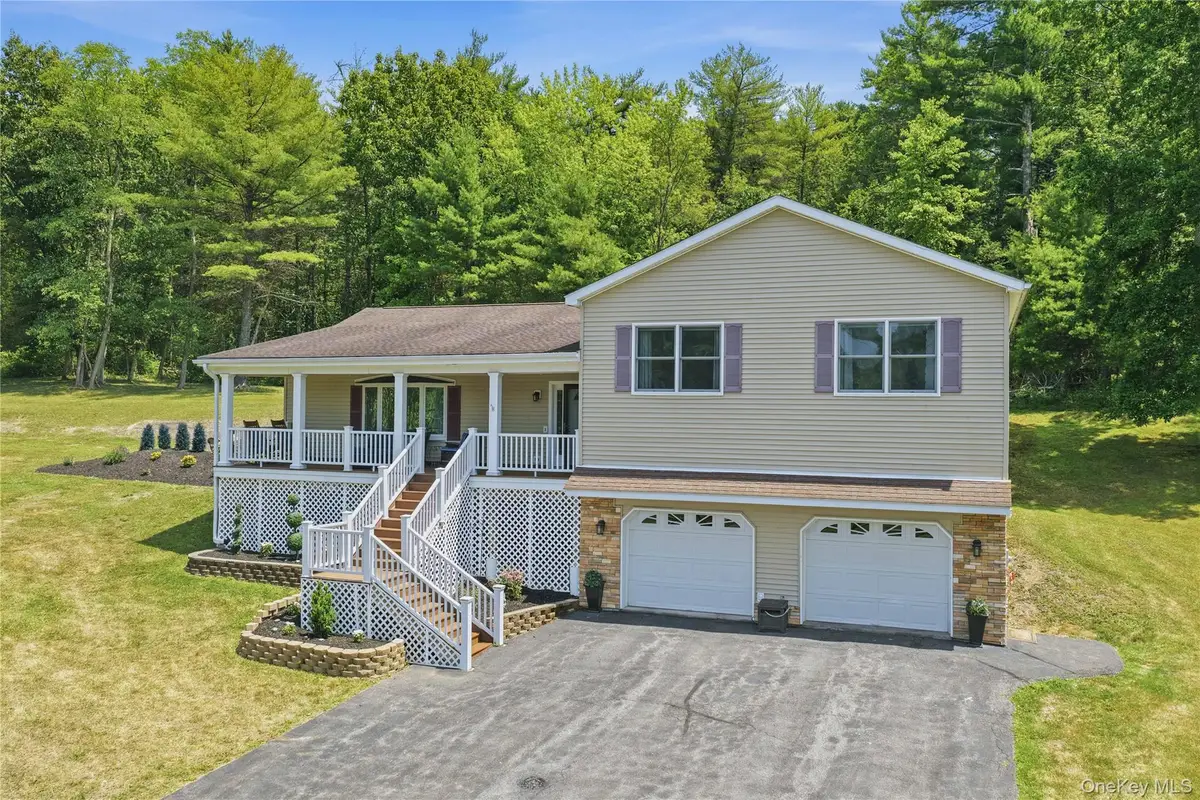 588 Linderman Avenue Extension, Kingston, NY 12401 - #1